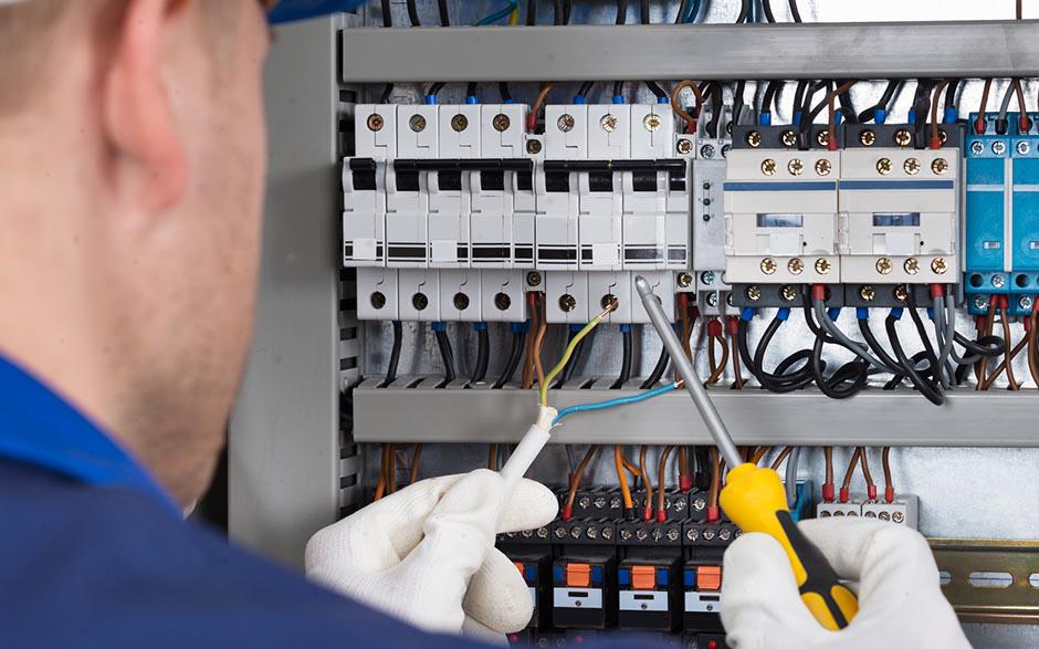 taux horaire électricien Neuilly-sur-Seine